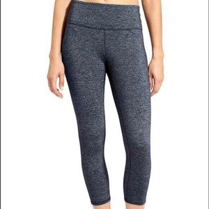 Athleta High Rise Quest Chaturanga Capri